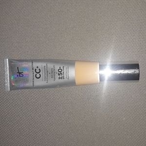 (Neutral Tan) Your Skin But Better CC+ Full Coverage Cream SPF50+ - It Cosmetics